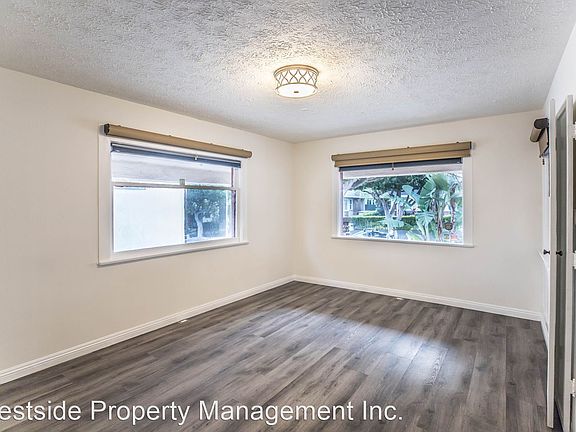 4th image of 421 Ashland Ave