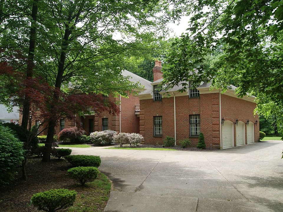 3635 Sugarbush Dr, Canfield, OH 44406 Zillow