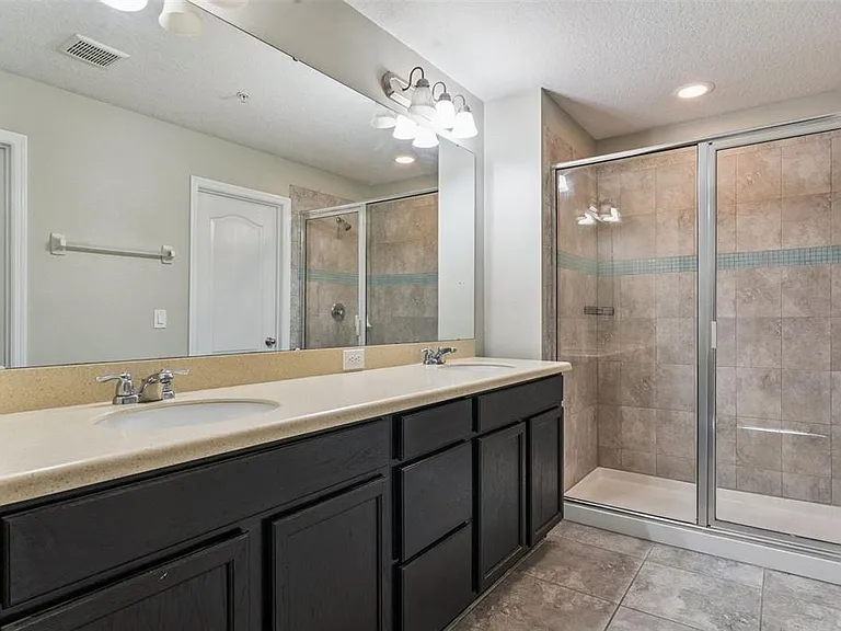 618 Merry Brook Cir — Photo 16