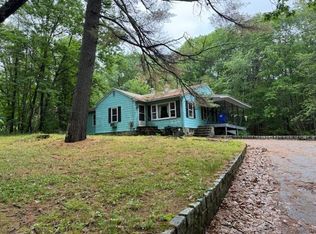 224 E Dunbarton Rd, Goffstown, NH 03045