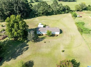 187 Henderson Lake Rd, Munford, AL 36268