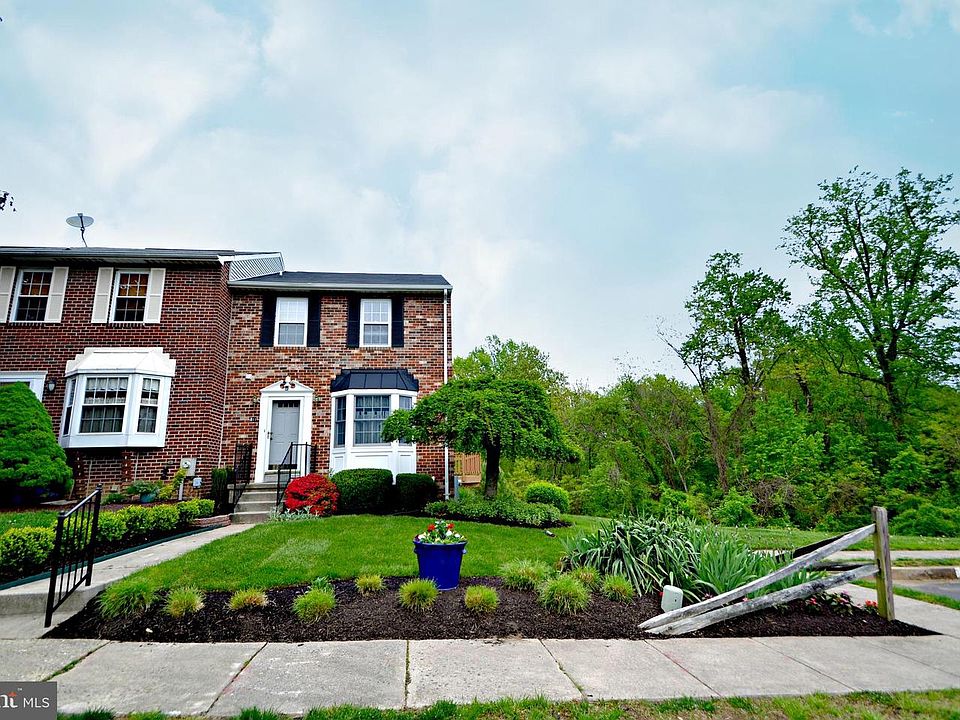 1st image of 811 Tilghman Dr