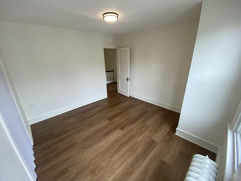 305 Friendship St — Photo 16