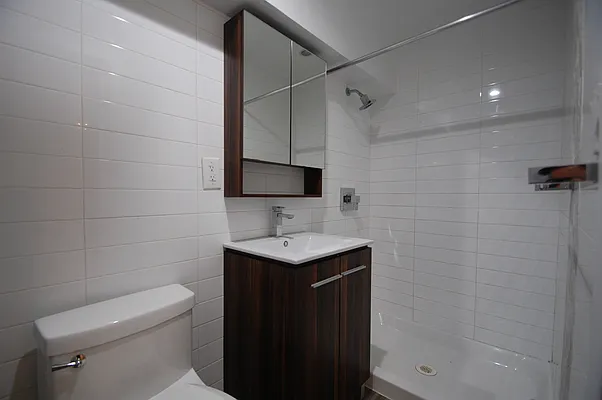 Rented by Compass | media 21