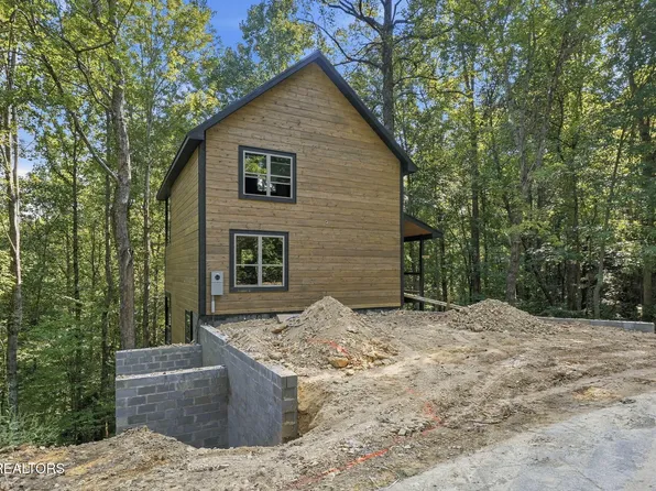 3407 Covemont Ln, Sevierville, TN 37862