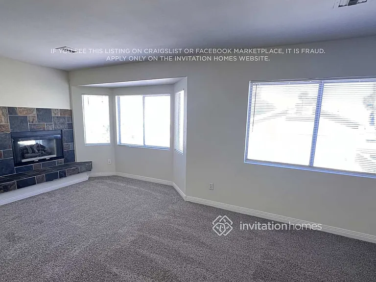 280 Plaza Carmelina Ct — Photo 7