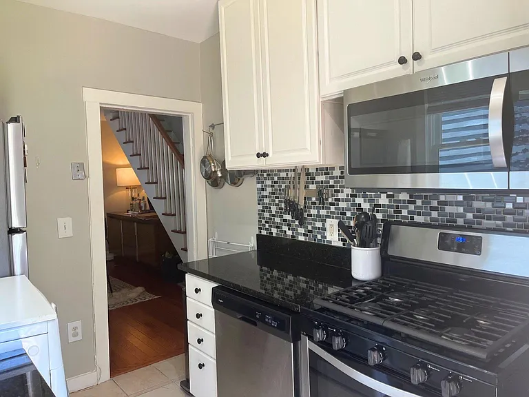 402 Gibbon St — Photo 13