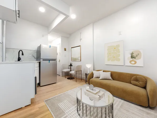 336 West 11th Street image 1 of 11