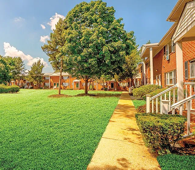 Green Grove Apartments — Photo 5