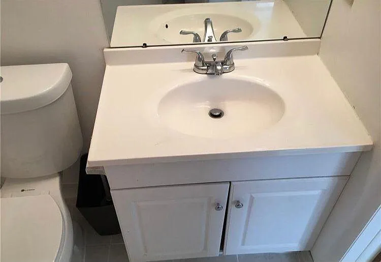 715 Ravens Crest Dr — Photo 9