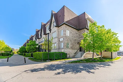 320 John St #211 Photo 1