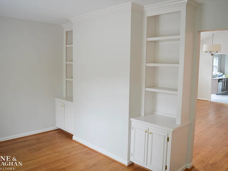 860 Neff Rd — Photo 28