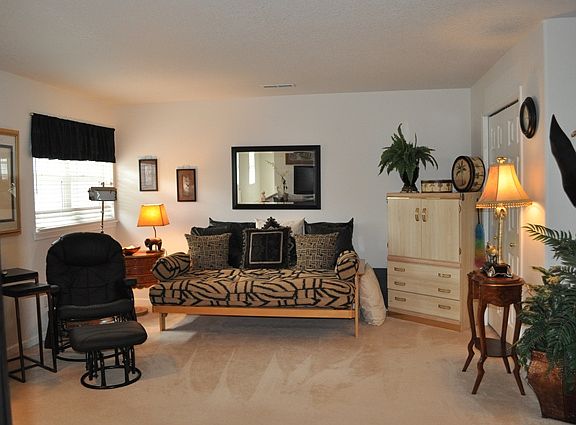 3rd image of 10806 SE 18th Cir #2