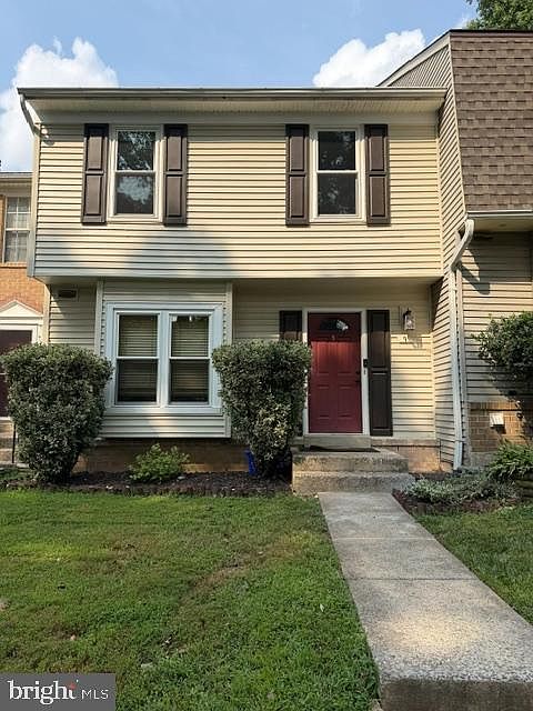 1st image of 9 Climbing Ivy Ct