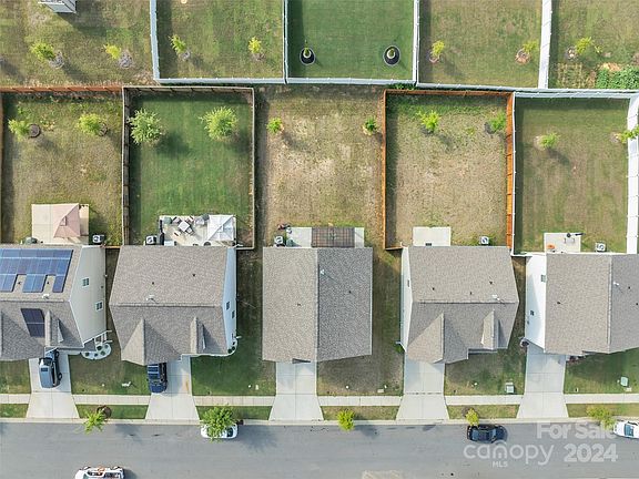 5th image of 9421 Maltese Dr