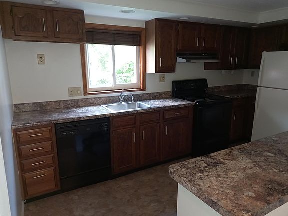 4th image of 149 Greenbriar Dr