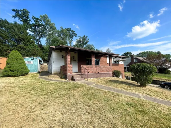 5911 McPherson Ave, Bethel Park, PA 15102