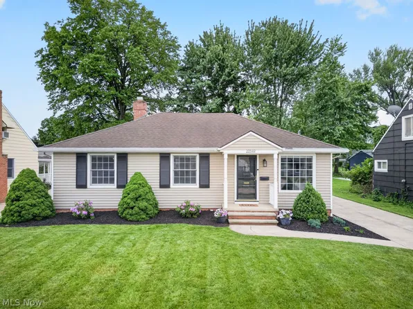 20349 Marian Ln, Rocky River, OH 44116