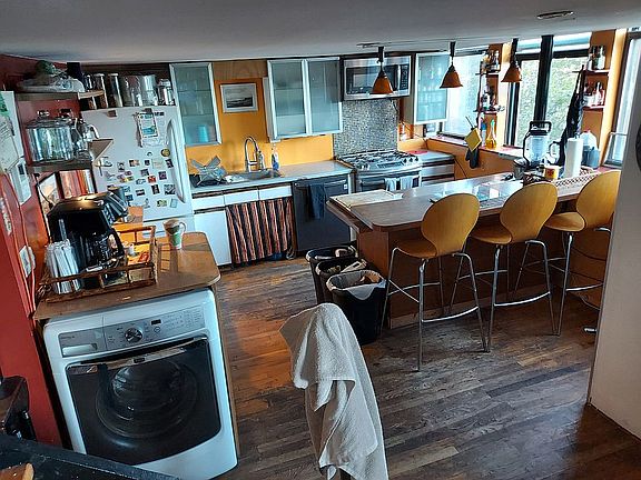 Fast kitchen / Counter style