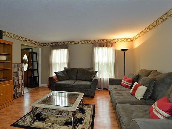 5th image of 2329 Saddle Dr