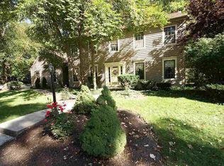 5228 Wood Manor Run, Fort Wayne, IN 46835