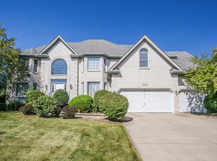 4375 Camelot Cir, Naperville, IL