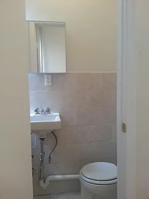 Rented by New York Residence | media 32