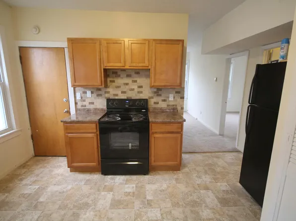 57 Jubilee St Floor 2, New Britain, CT 06051