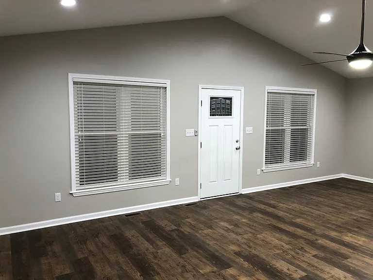 207 Rogers Ave — Photo 15