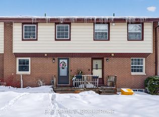 126 Notch Hill Rd #3, Kingston, ON K7M2X1