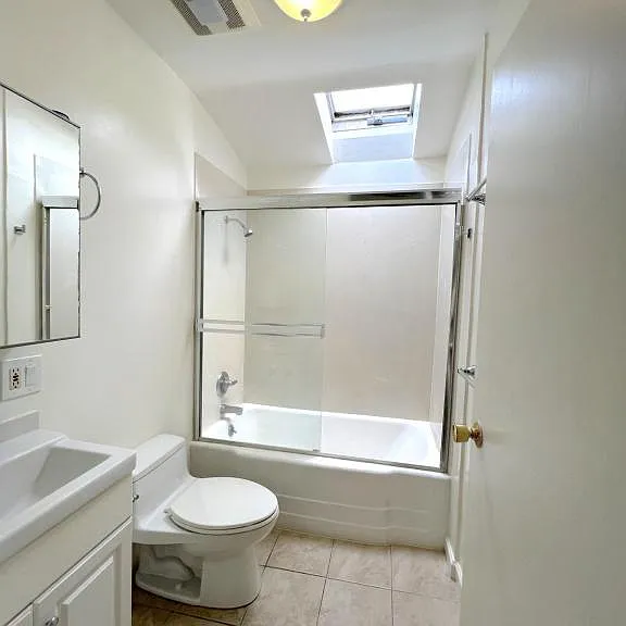 230 Lowell St #5 — Photo 5