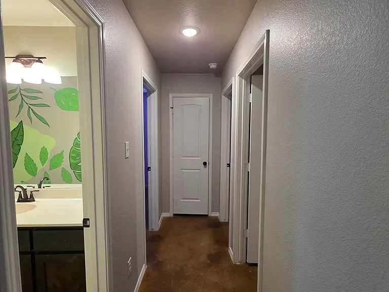 3103 Goblin Dr — Photo 19