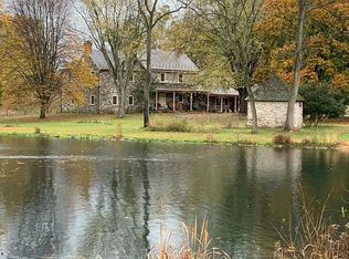 10204 Amsterdam Rd, Waynesboro, PA 17268