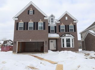 10213 Gully Pass Dr, Washington Township, OH 45458