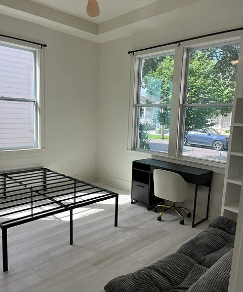 7537 Freret St — Photo 13