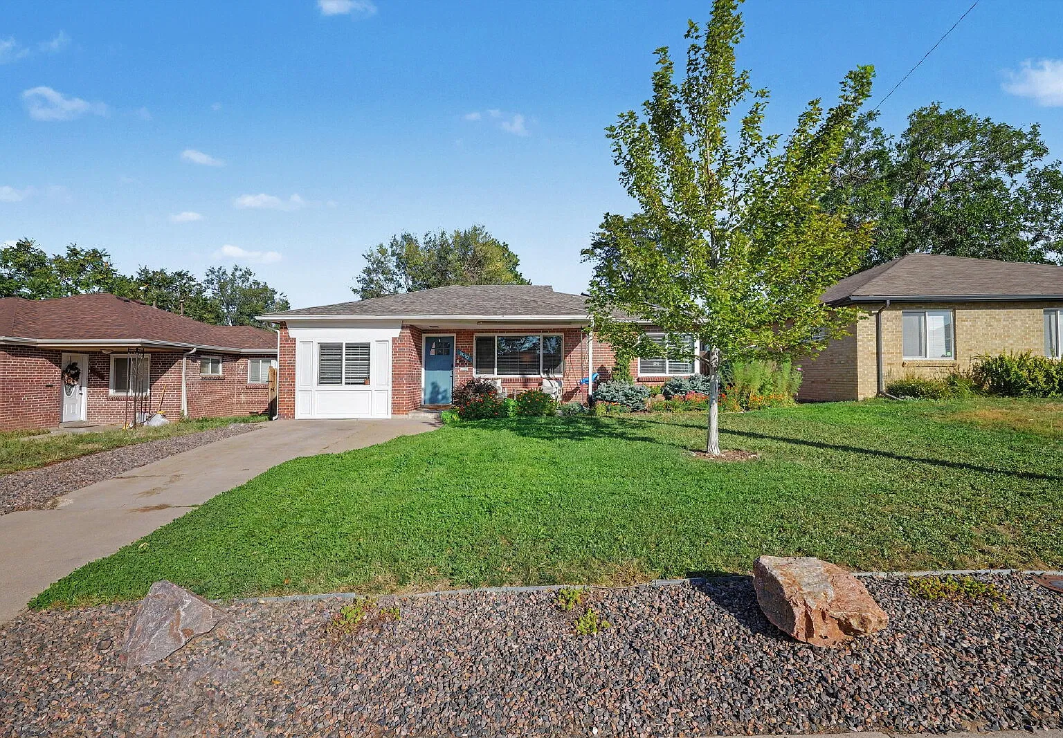 3 bed, 2.0 bath, 1290 sqft, $3,100 — Photo 1
