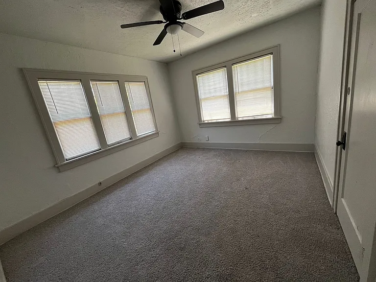 414 NW Arlington Ave — Photo 9