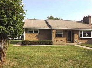 1813 Vanburen St, Aliquippa, PA 15001