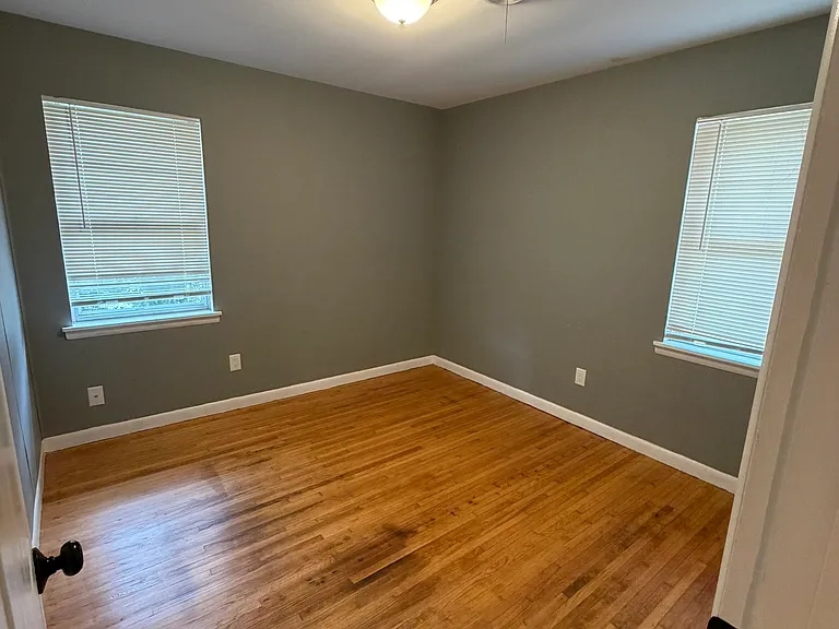 404 N Lemon St — Photo 28