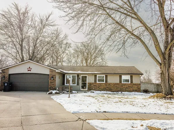 5757 Graber Dr, Fort Wayne, IN 46835