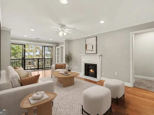 1202 Pine Heights Dr NE, Atlanta, GA 30324
