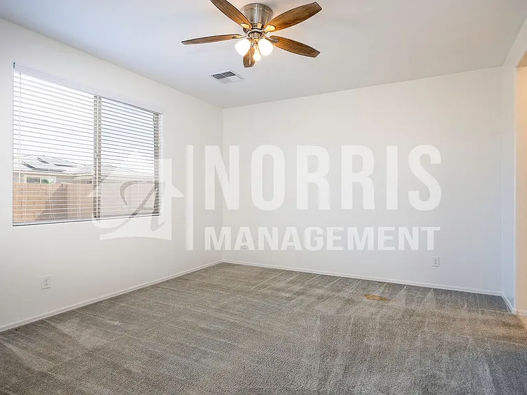 336 E Hawaii Dr — Photo 24