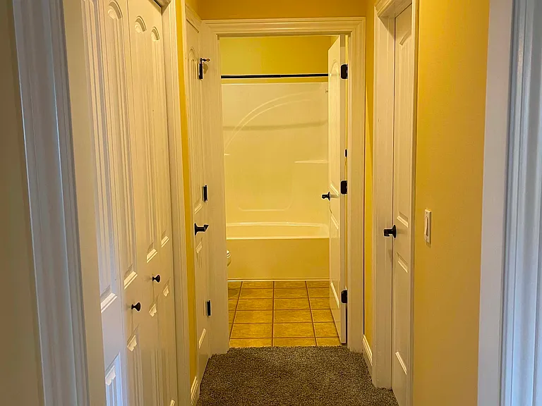 1505 Stonebluff Ct — Photo 17