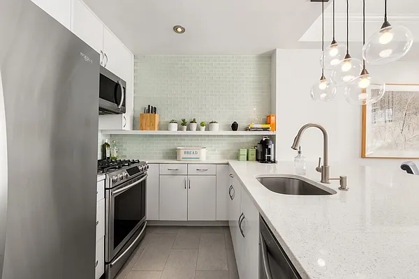 Sold by Compass | media 4