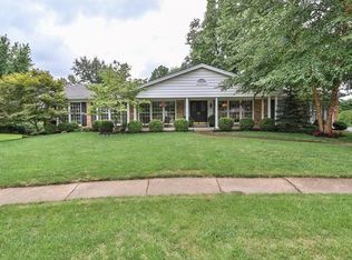 14264 Forest Crest Dr, Chesterfield, MO 63017