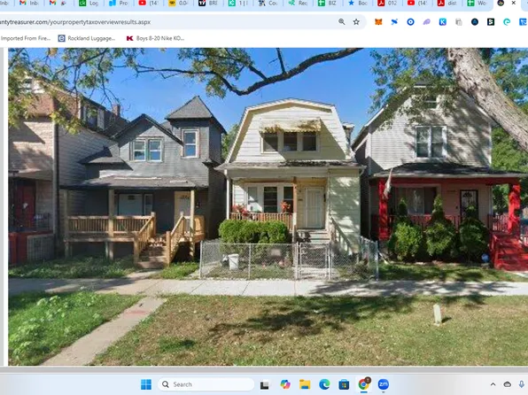 8202 S Muskegon Ave, Chicago, IL 60617