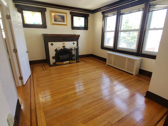 3rd image of 93 W Allen St Floor 1
