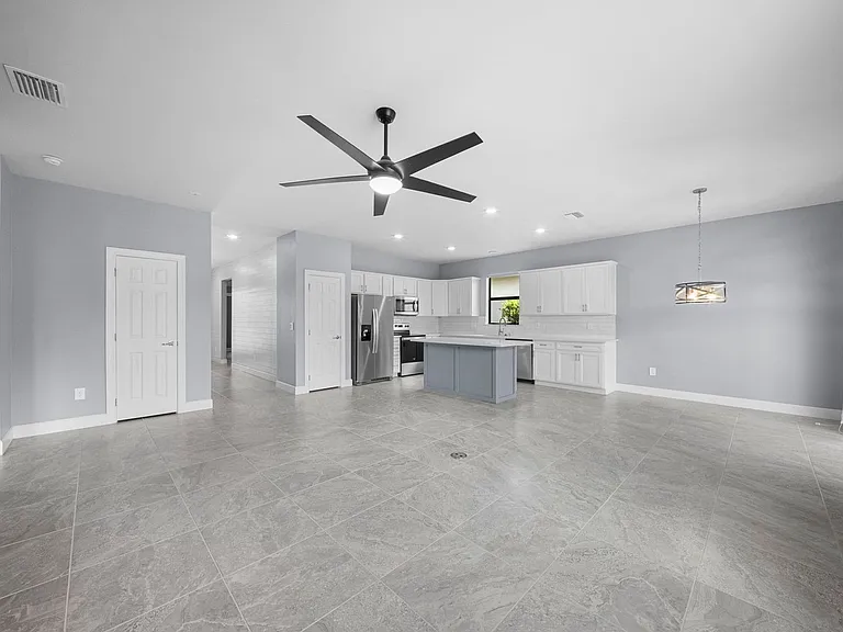 3685 E Hampton Cir — Photo 19