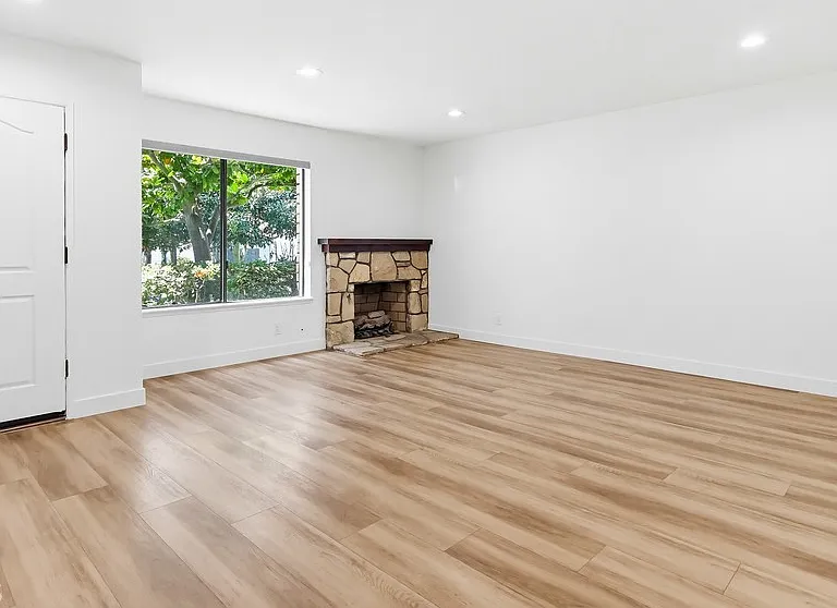 27914 Ridgebluff Ct — Photo 2