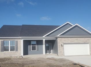 748 Juniper St, Oswego, IL 60543